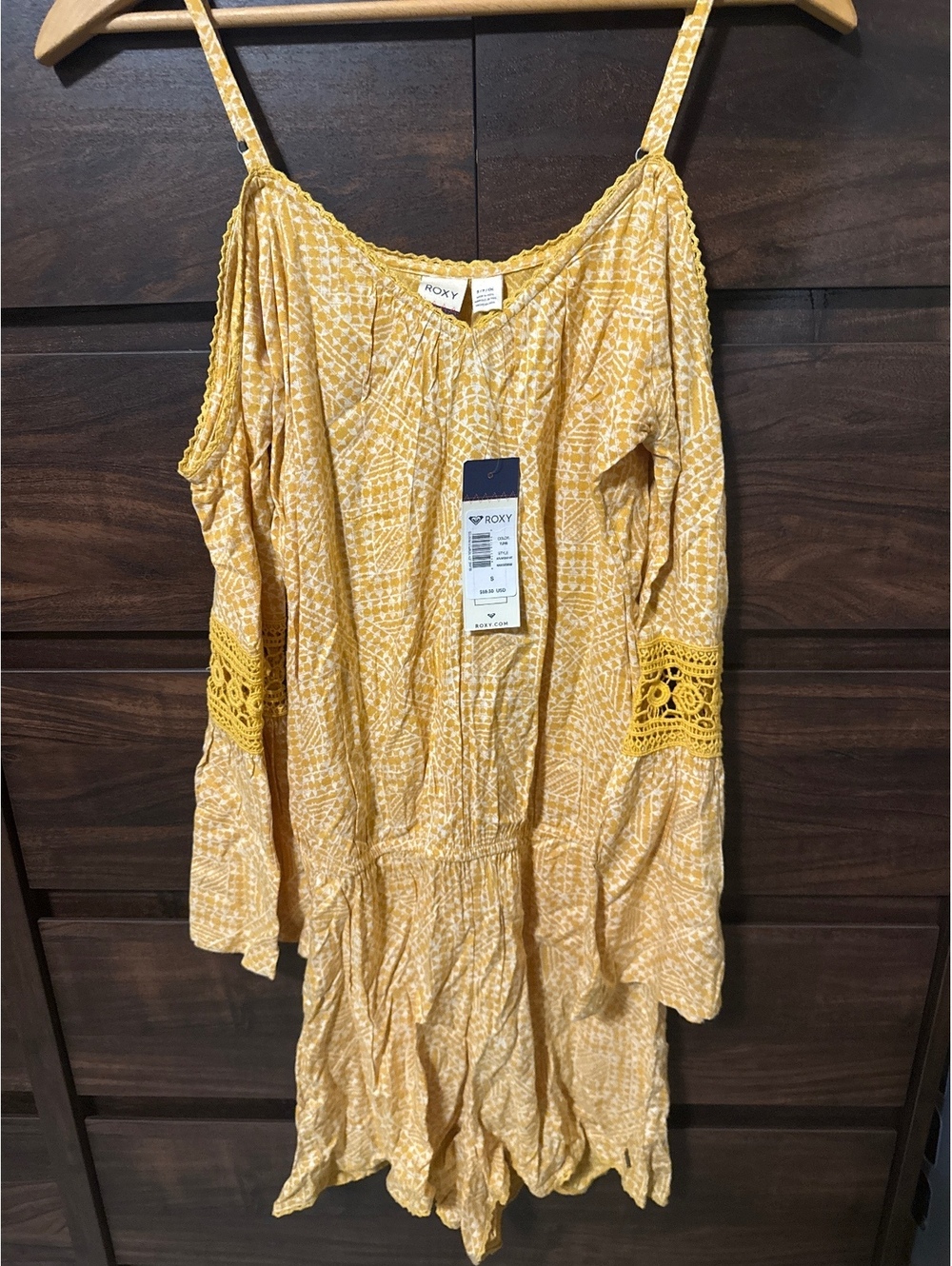 NWT Roxy Yellow Cold Shoulder Romper Size Small